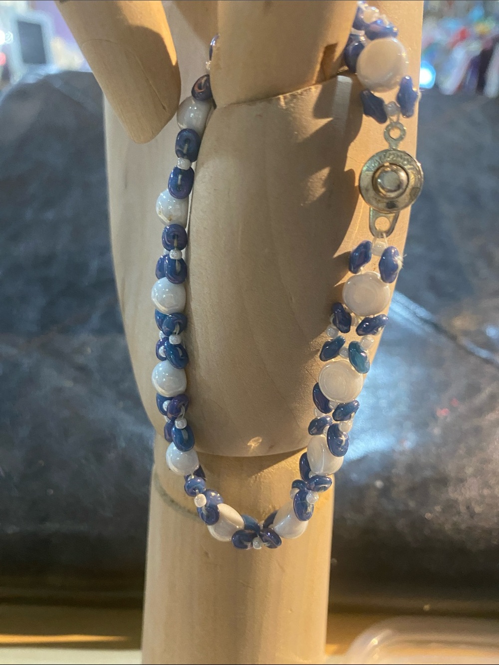 Beaded Bracelet 7.5 inch - Picture 2 of 4